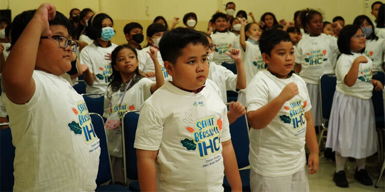 Dalam rangka memperingati Hari Anak Nasional, PT Pertamina Bina Medika – Indonesia Healthcare Corporation (IHC) mengajak masyarakat untuk bersama lindungi anak dengan berperilaku bersih dan sehat. Foto: PT Pertamina Bina Medika IHC
