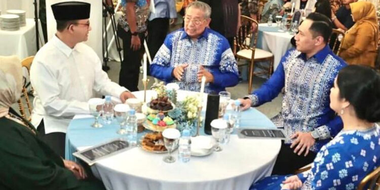 Momen pertemuan Ketua Majelis Tinggi Partai Demokrat Susilo Bambamg Yudhoyono dan bakal calon presiden Anies Baswedan beberapa waktu lalu. Foto: Istimewa