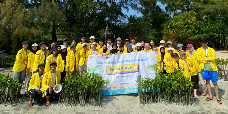 Bem Ui Tanam 1000 Bibit Mangrove Di Pulau Tidung Id