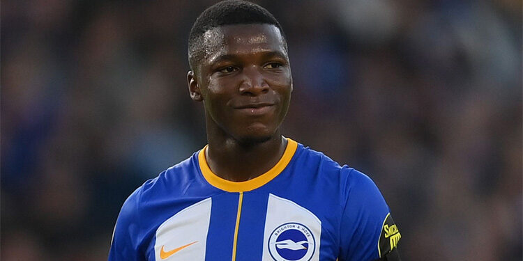 Moises Caicedo menolak pindah ke Liverpool untuk bergabung dengan Chelsea. Foto: Sky Sports