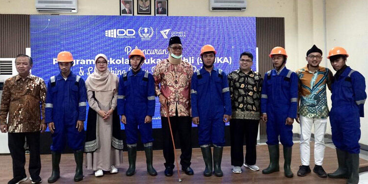 Institut Kemandirian (IK) yang merupakan organ pelaksana program Dompet Dhuafa (DD) meresmikan pendidikan vokasi di bidang konstruksi bangunan dengan nama Sekolah Tukang Ahli (STUKA), pada Rabu (23/8/2023), di Gedung Wardah Institut Kemandirian, Tangerang, Banten. Foto: Dompet Dhuafa