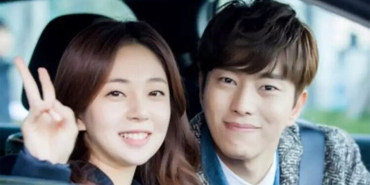Baek Jin Hee dan Yoon Hyun Min. Foto : soompi.com