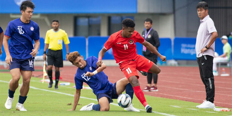 Tim nasional Indonesia U-24 saat melawan timnas China Taipei tampil dalam Asian Games 2023. Foto: Dokumen NOC Indonesia