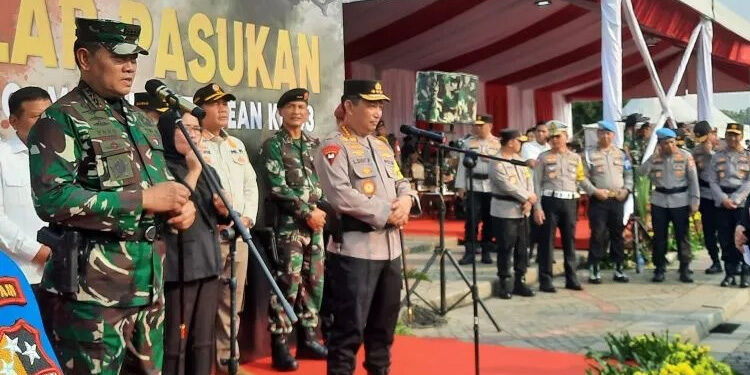 Panglima TNI Laksamana TNI Yudo Margono saat konferensi pers di Monas, Jakarta Pusat. Foto: Dok. Puspen TNI
