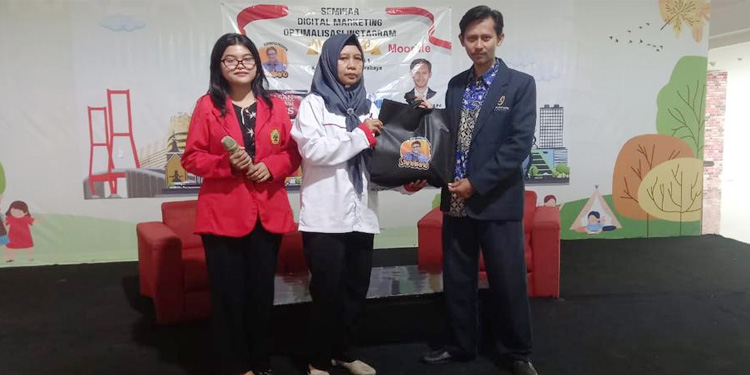 Seminar Digital Marketing, Gerbong Pecinta SandiUno Dorong Kemajuan UMKM di Jawa Timur - relawan 1 - www.indopos.co.id