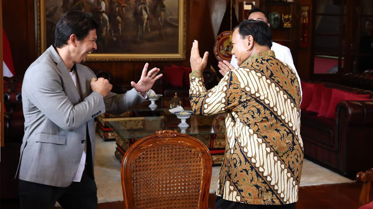 Prabowo Adu Silat Bareng Iko Uwais Id