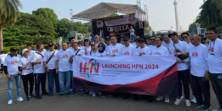Launching HPN (Hari Pers Nasional) 2024 di Silang Monas, Minggu (12/11/2023), mengawali rangkaian acara HPN 2024 yang puncaknya akan diselenggarakan di Taman Impian Jaya Ancol (TIJA), Jakarta, pada tanggal 9 Februari 2024. Foto: PWI Pusat