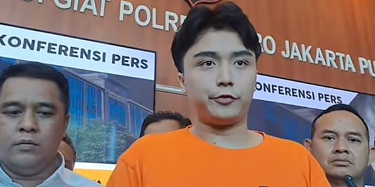 Terlibat Kasus Penganiayaan, Polisi Tahan Anak Artis Senior Willy Dozan - leon dozan 1 - www.indopos.co.id