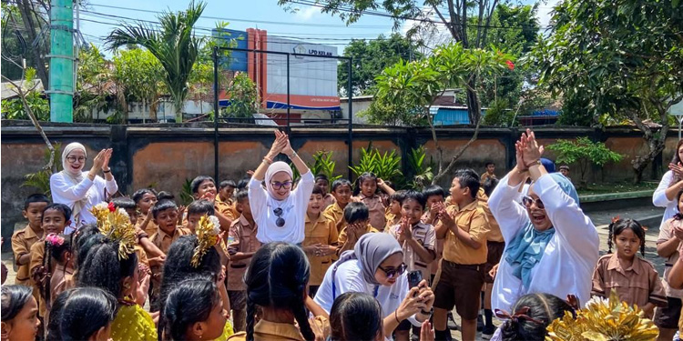 “BerSEAnergi untuk Laut” di Bali, PIS Tumbuhkan Kecintaan pada Laut untuk Anak Sekolah - pis - www.indopos.co.id