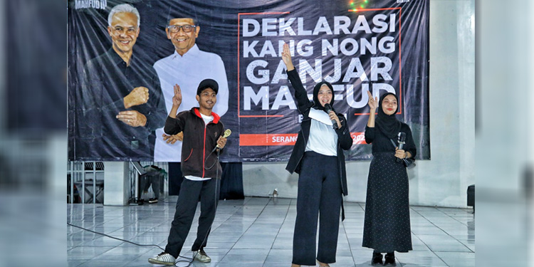 Ribuan milenial dan gen z mendeklarasikan dukungan kepada Ganjar Pranowo-Mahfud MD di Pilpres 2024. Foto: Dok Relawan Ganjar