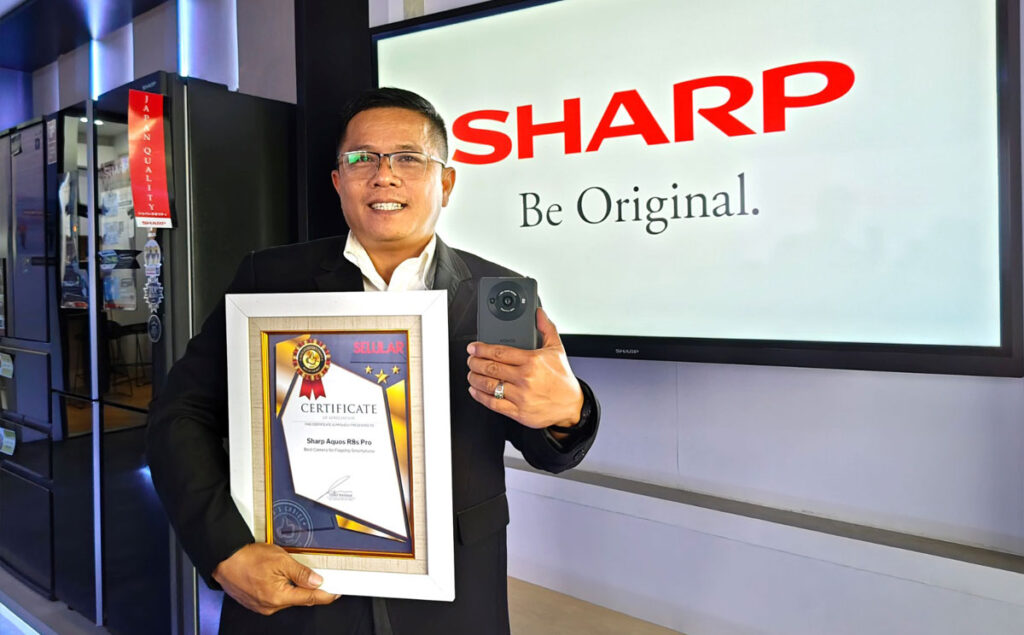 Penghargaan-Sharp