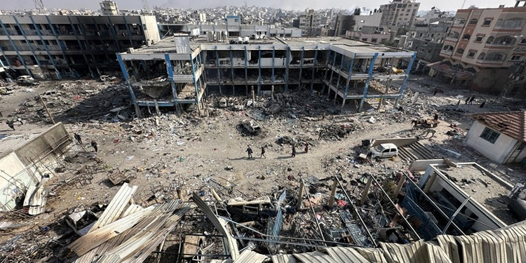Sejumlah bangunan di Jalur Gaza hancur akibat serangan pasukan Israel. (Russia Today)