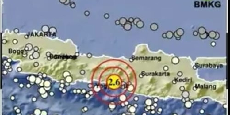Hypocenter di Kedalaman 10 Km, BMKG: Gempa Dikategorikan Dangkal - gempa 4 - www.indopos.co.id
