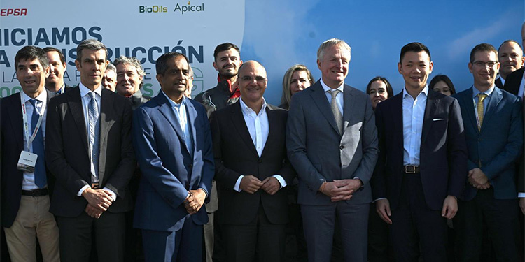 Apical, melalui Bio-Oils memulai pembangunan pabrik biofuel terbesar generasi kedua (2G) di wilayah selatan Eropa bersama dengan mitranya, Cepsa. Foto: Dok. Apical