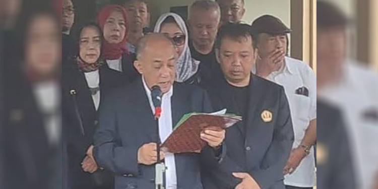 Sejumlah Guru Besar bacakan petisi. Foto: dokumen INDOPOS.CO.ID