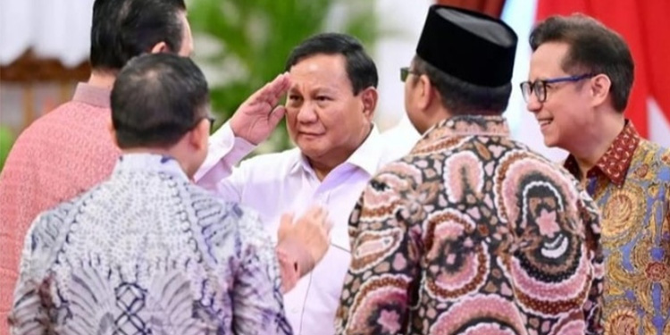 Sidang kabinet paripurna dihadiri sejumlah menteri Pemerintahan Presiden Joko Widodo - Ma'ruf Amin di Istana Negara, Jakarta. Foto: Instagram/@jokowi
