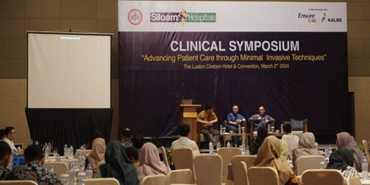 Clinical-Symposium