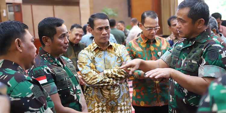 Dukung Akselerasi Produksi Beras, KSAD Maruli Perintahkan Babinsa Susuri Sumber Air di Pulau Jawa - MENTAN 5 - www.indopos.co.id