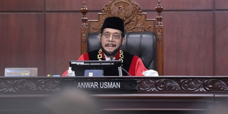MK: Anwar Usman Tidak Dibolehkan Tangani Sidang Sengketa Pilpres 2024 - anwar - www.indopos.co.id