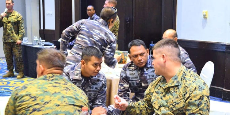 Rapat akhir perencanaan latihan atau Final Planning Conference (FPC) TNI AL dan US Navy. Foto: TNI AL untuk INDOPOS.CO.ID