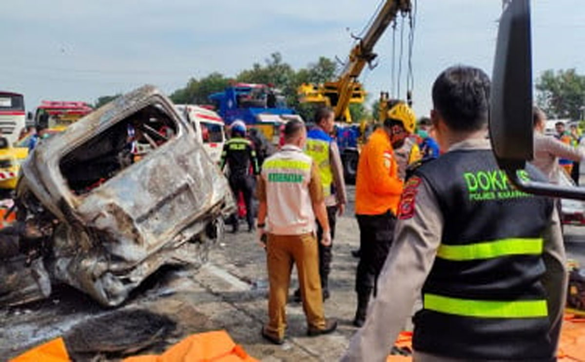 Kecelakaan Tol Jakarta - Cikampek KM 58, Menhub Ingatkan Pentingnya ...