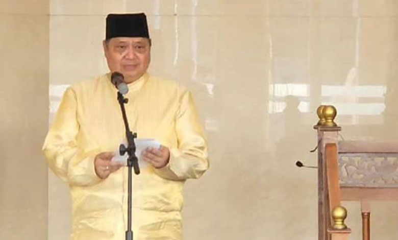 Hadiri Salat Idulfitri Bersama Pengurus, Airlangga Ingatkan Kader Tingkatkan Kinerja Hingga Kemenangan Pileg dan Pilpres - airlangga co - www.indopos.co.id
