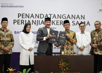 Acara penandatanganan kerja sama antara BAZNAS RI dengan PP Muhammadiyah di Yogyakarta pada Senin (29/4/2024). Foto: Dok. BAZNAS RI
