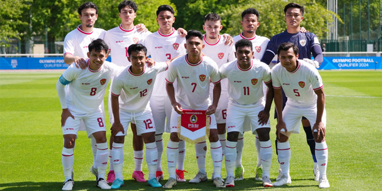 Para pemain Timnas Indonesia U-23 saat tampil dalam laga play-off Olimpiade Paris 2024. (Dok. PSSI)